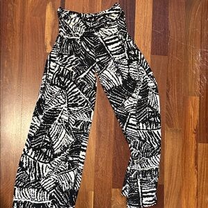 Gilli Black & White Abstract Wide-Leg Pants